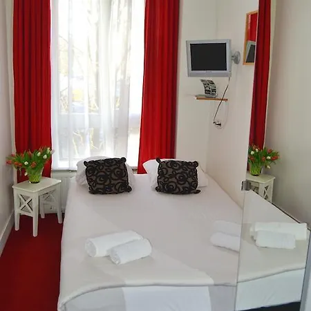 Szálloda Floris 2*