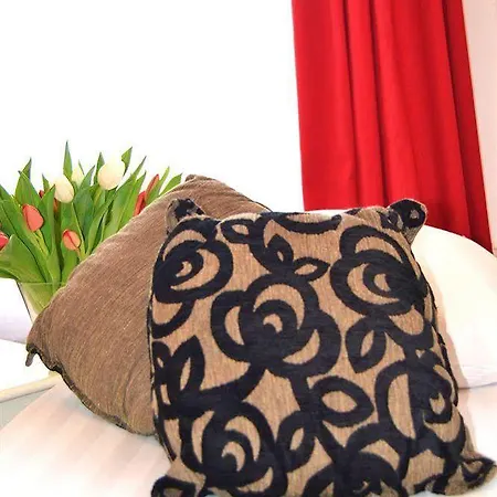 Floris Hotel